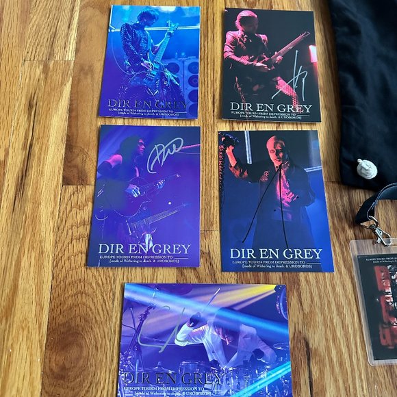 RARE DIR EN GREY EUROPE TOUR24 Berlin [Withering to death. & UROBOROS] VIP PACK - Picture 2 of 6